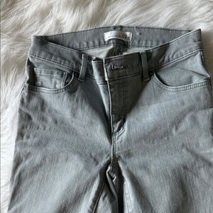 LOFT Light Gray Denim Jeans, 👛 !!